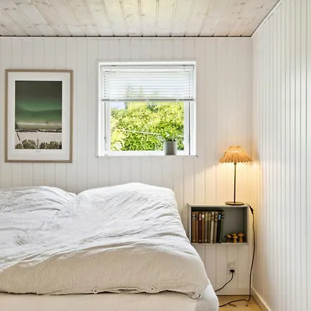 Дом отдыха Nordic Simplicity With Natural Serenity *