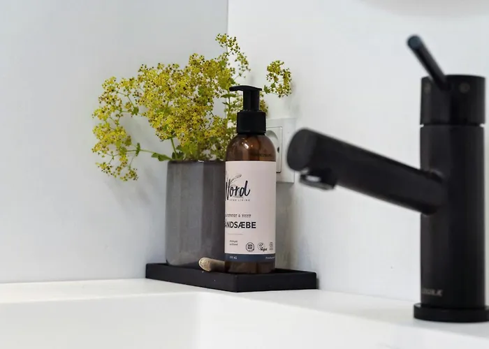 Nordic Simplicity With Natural Serenity * Grenå