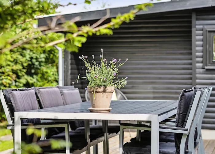 Nordic Simplicity With Natural Serenity